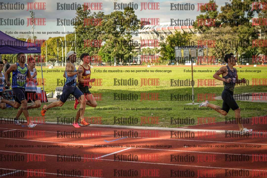Fotos de los 1500 m llanos de varones