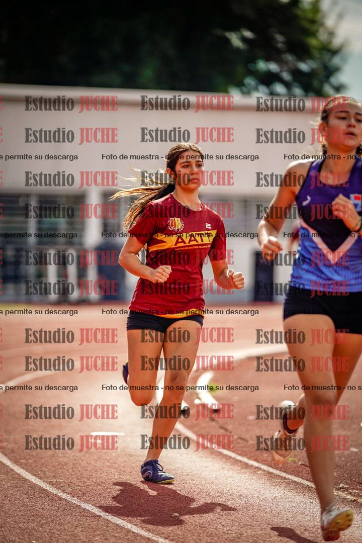 Fotos de los 800 m llanos de mujeres - hepta 7