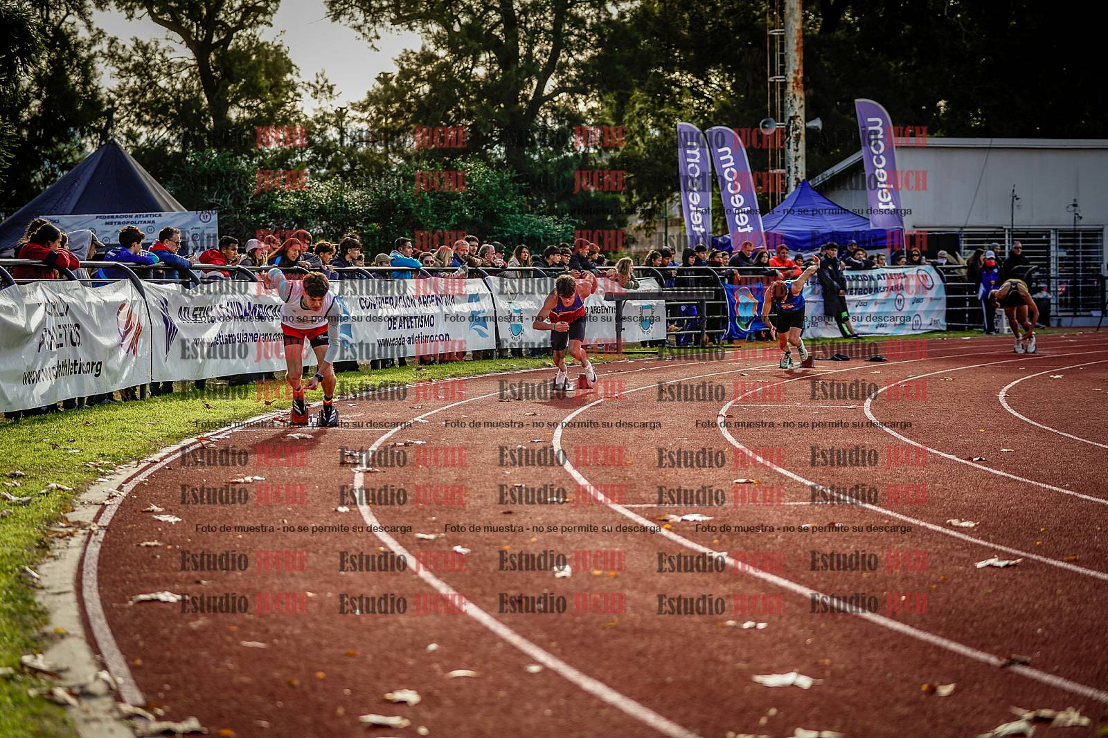 Fotos de los 400 m con vallas de varones