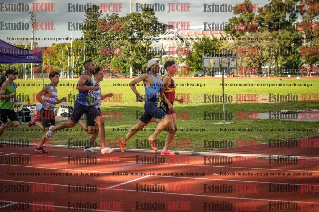 Fotos de los 1500 m llanos de varones