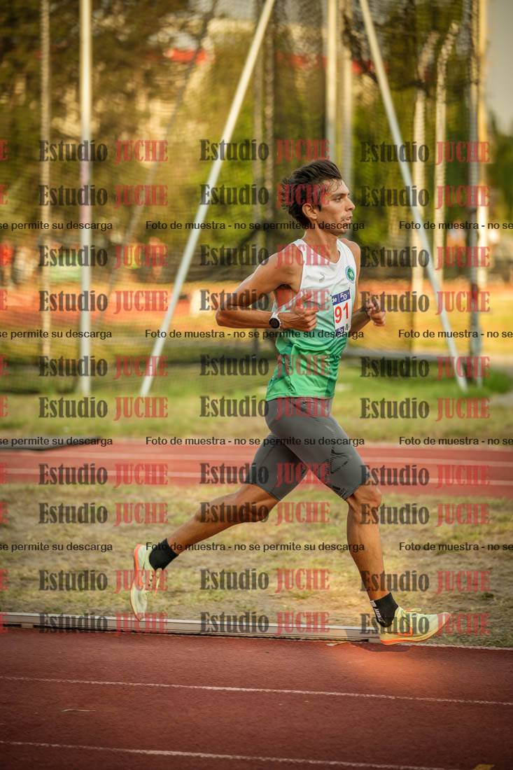 Fotos de los 5000 m llanos de mujeres y varones