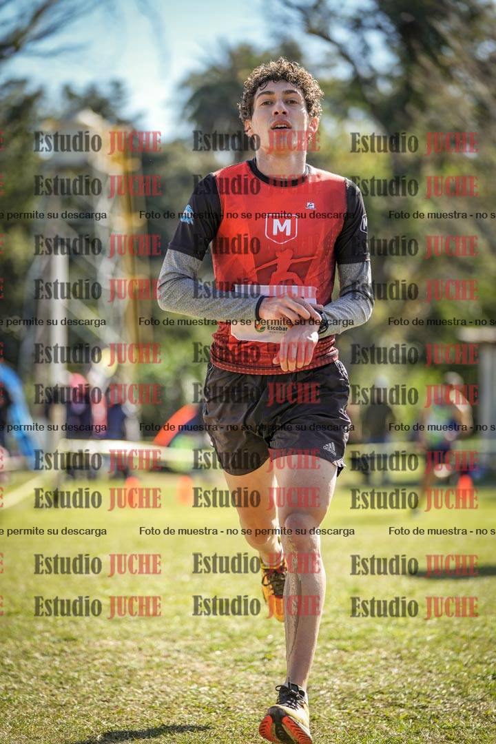 Fotos de la llegada del cross de 8000 m