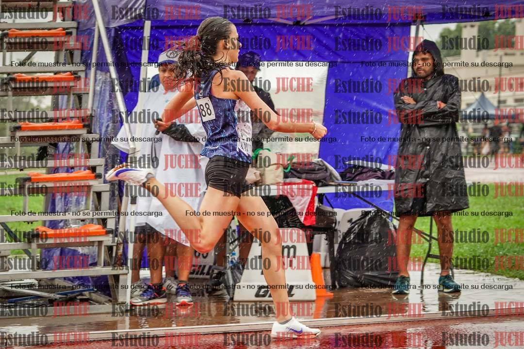 Fotos de las postas 4x400 m de mujeres