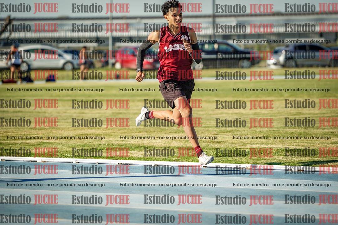 Fotos de los 400 m llanos de varones