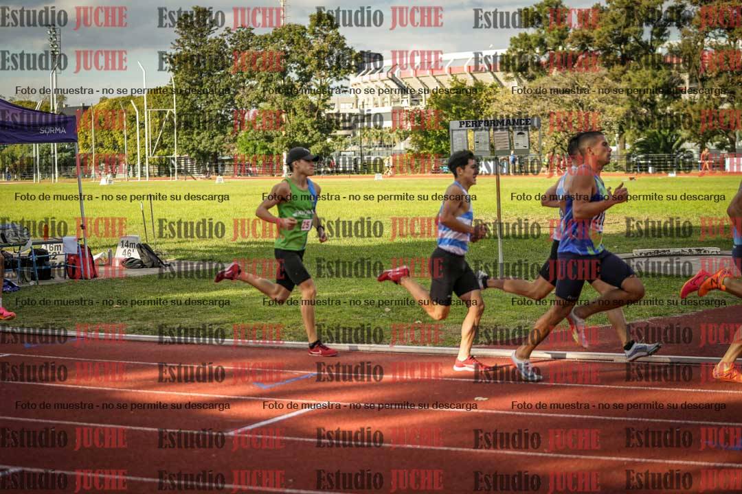 Fotos de los 1500 m llanos de varones