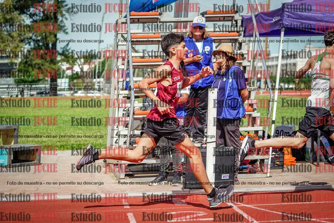 Fotos de los 600 m de varones