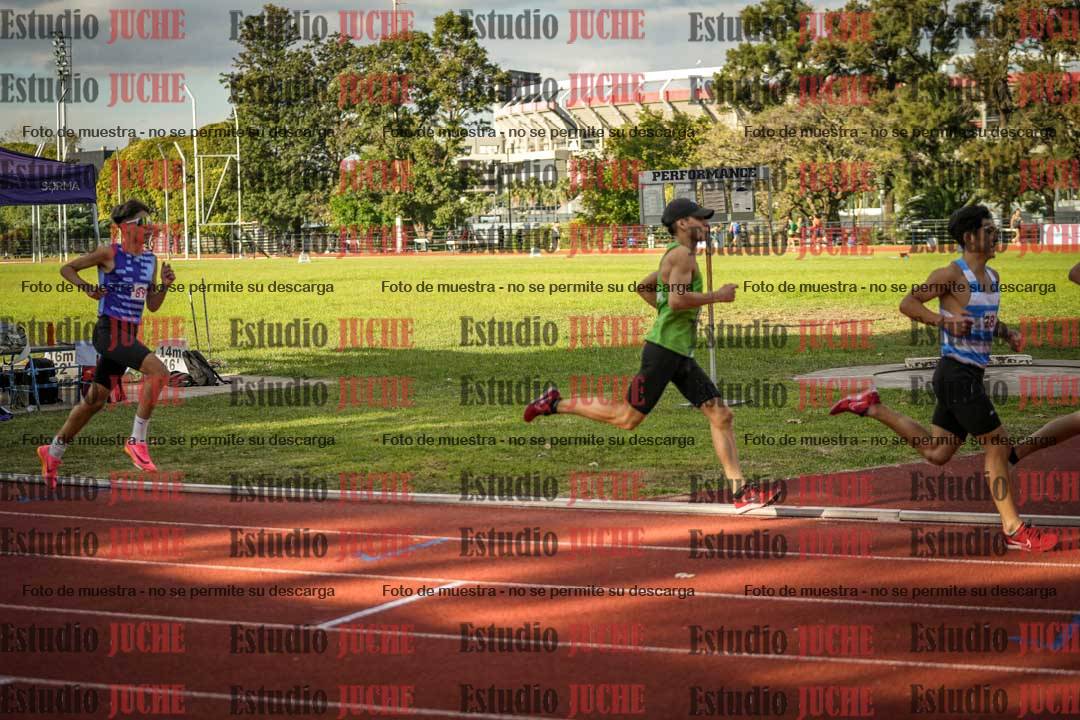 Fotos de los 1500 m llanos de varones