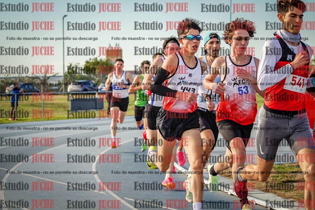 Fotos de los 1500 m llanos de varones