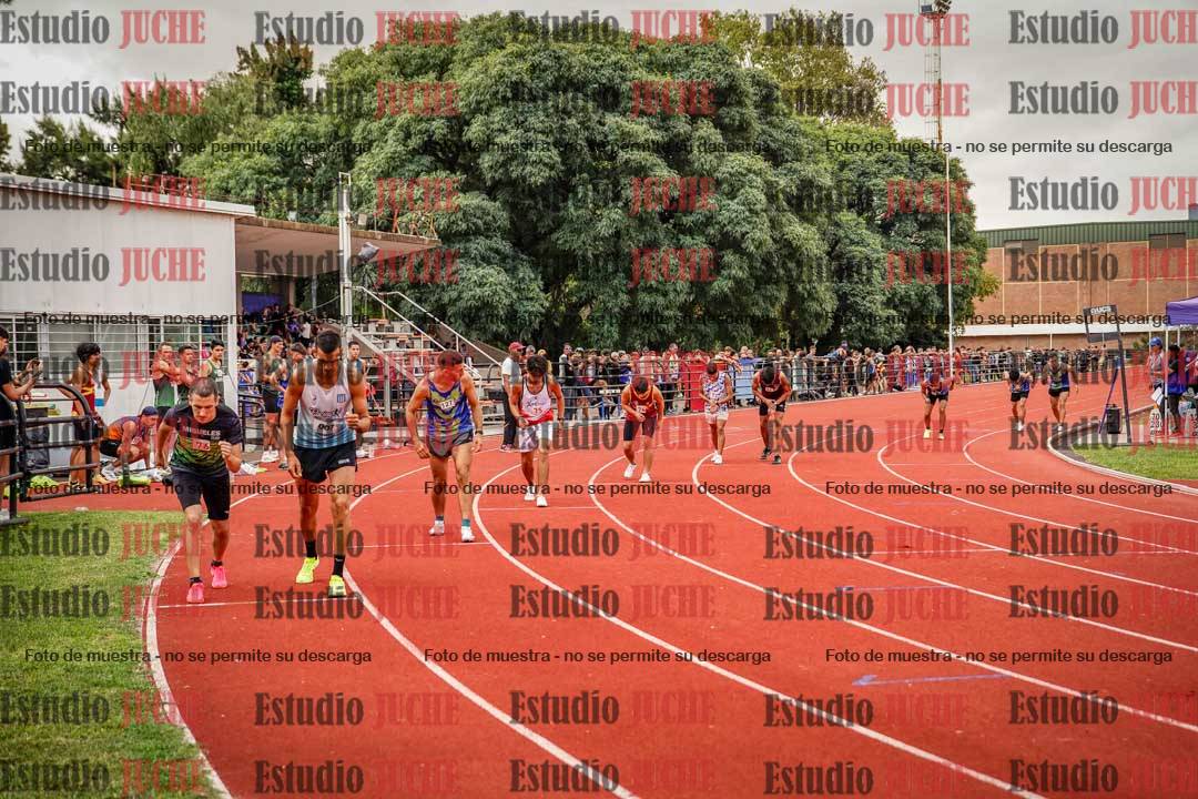 Fotos de los 800 m de varones