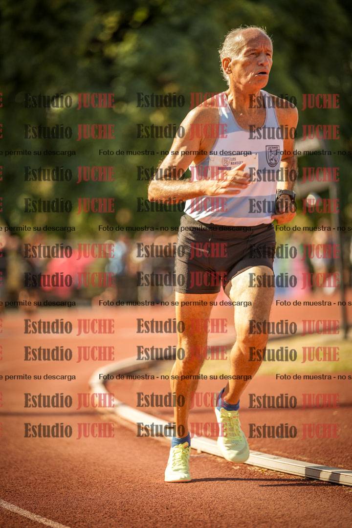 Fotos de los 800 m llanos de varones
