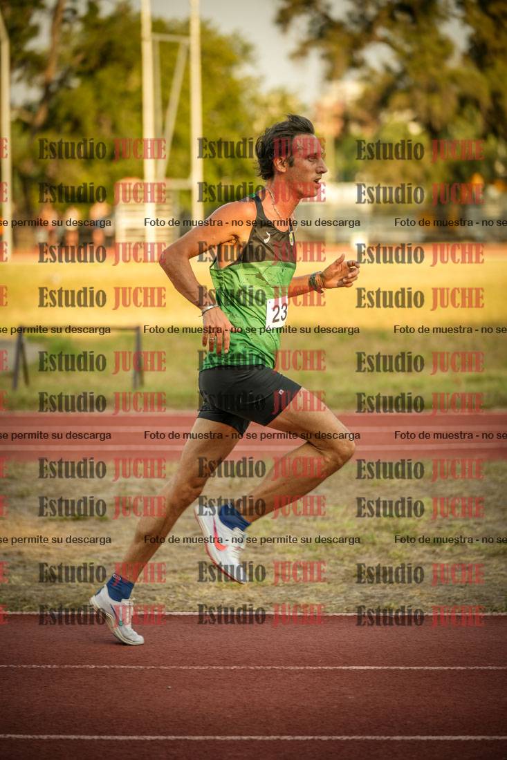 Fotos de los 5000 m llanos de mujeres y varones
