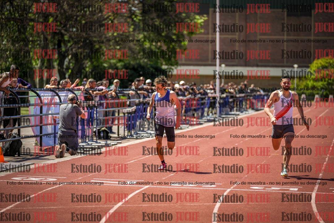 Fotos de los 400 m llanos de varones
