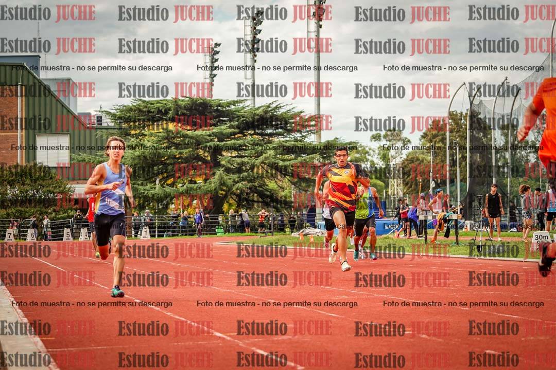 Fotos de los 400 m llanos de varones