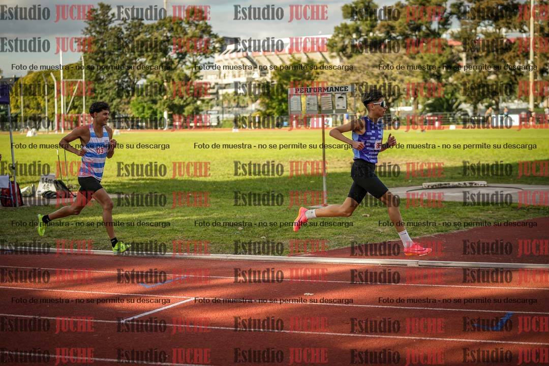 Fotos de los 1500 m llanos de varones