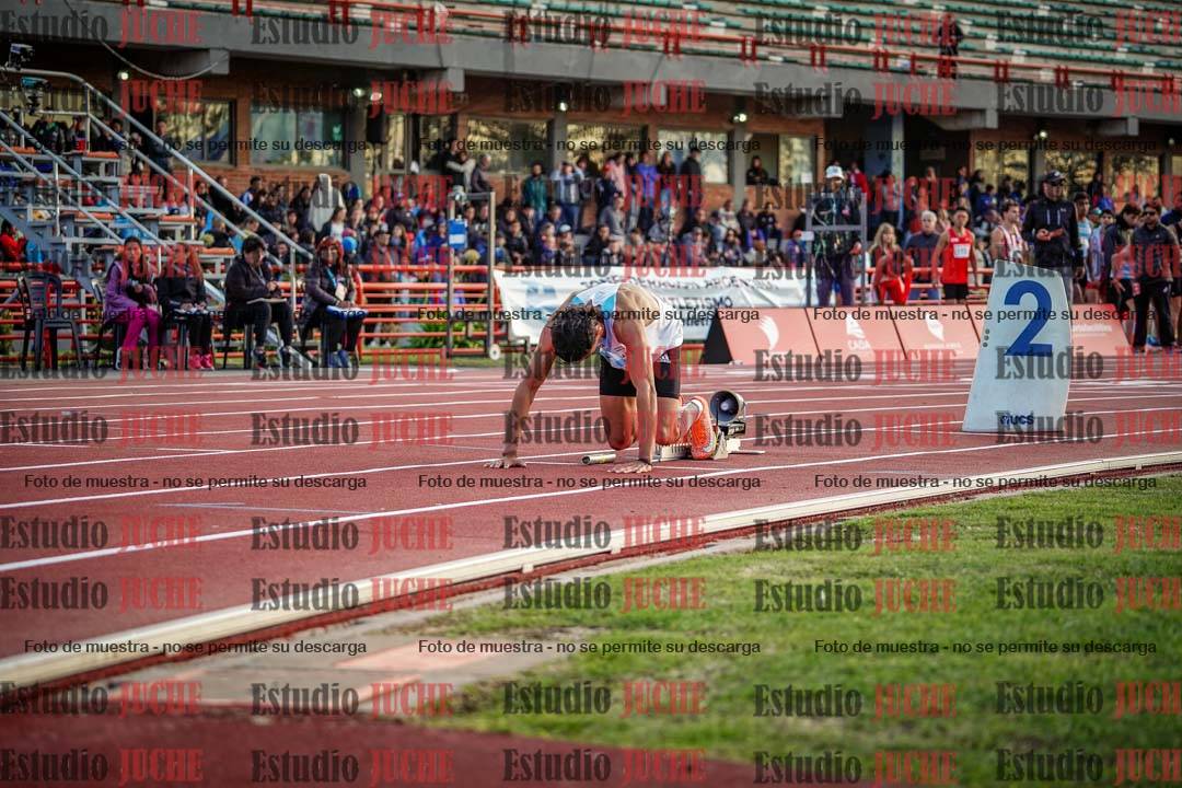 Fotos de los relevos 4x400 m de varones
