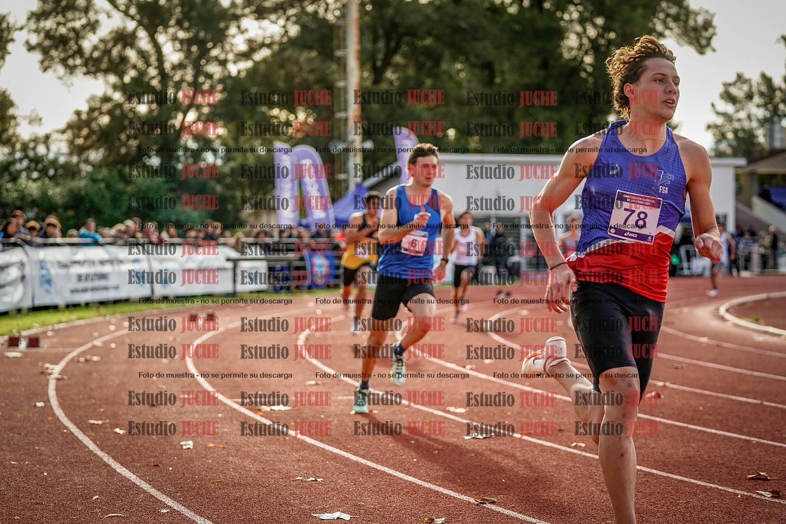 Fotos de los 400 m con vallas de varones