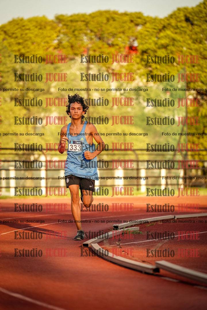 Fotos de los 2400 m llanos de varones
