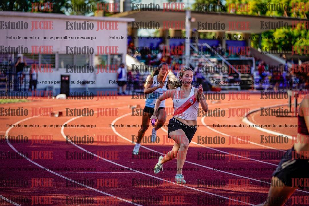 Fotos de las postas 4x100 m de mujeres