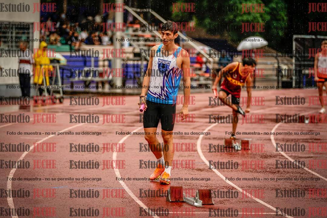 Fotos de las postas 4x400 m de varones