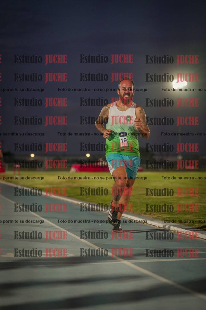 Fotos de los 3000 m llanos de varones