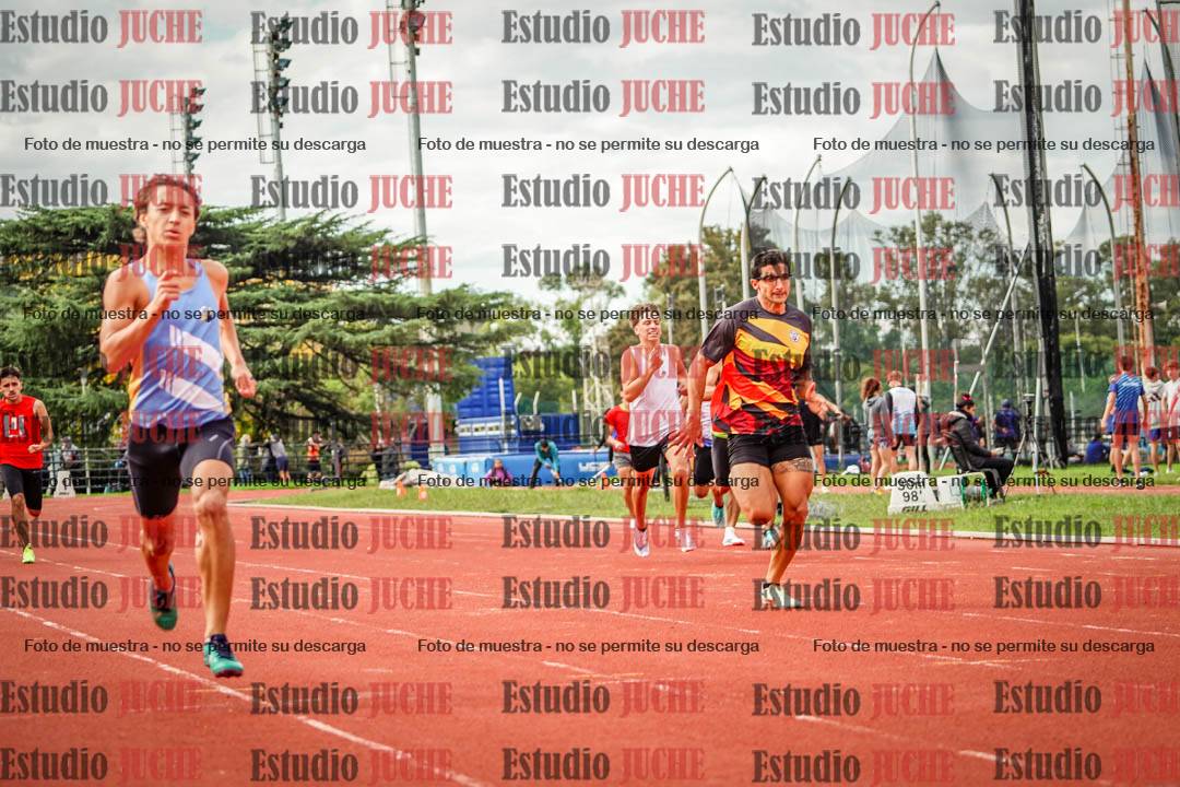 Fotos de los 400 m llanos de varones
