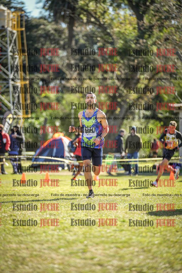 Fotos de la llegada del cross de 8000 m