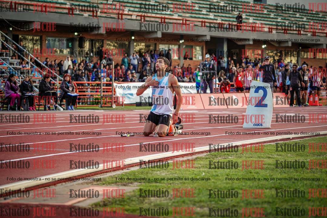 Fotos de los relevos 4x400 m de varones