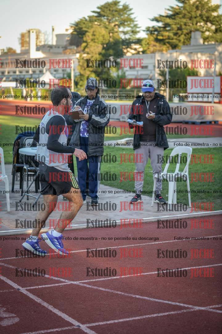 Fotos de los 3000 m llanos de varones