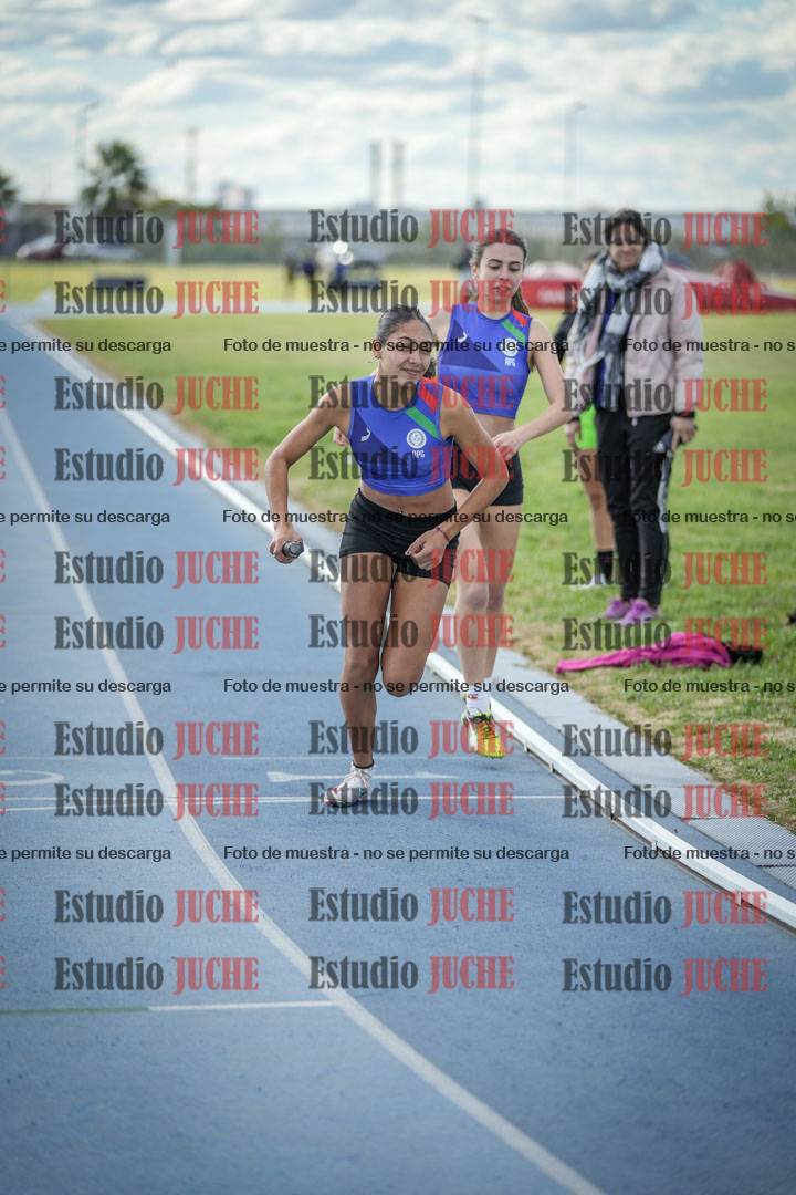 Fotos de las postas 4x400 m llanos de mujeres