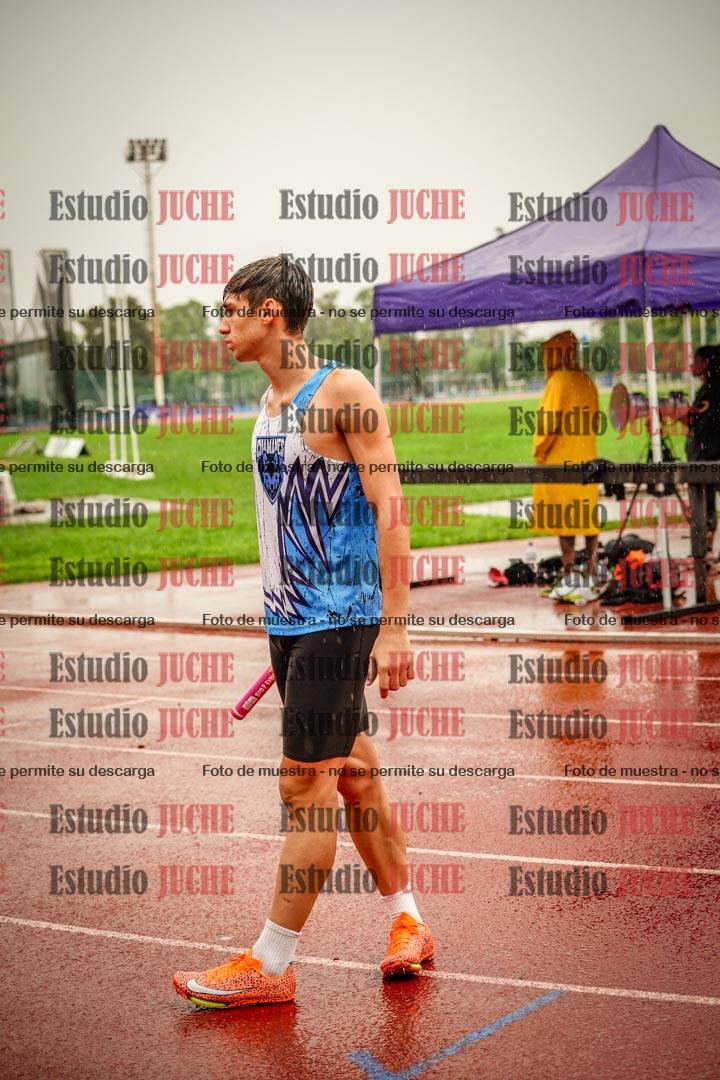 Fotos de las postas 4x400 m de varones