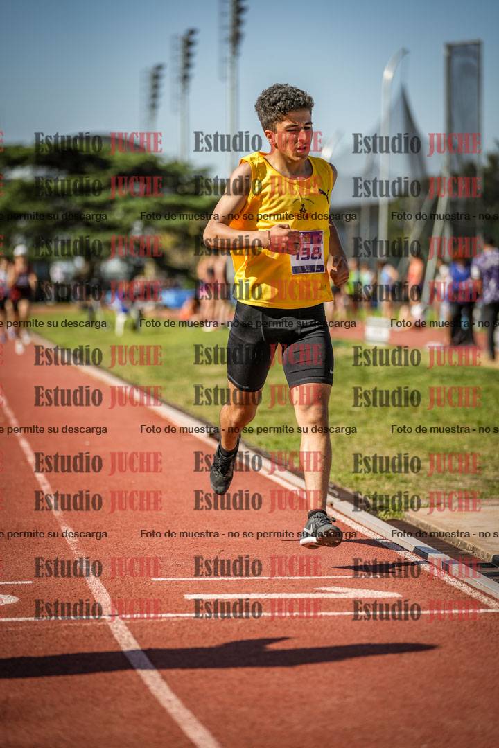 Fotos de los 600 m llanos de varones