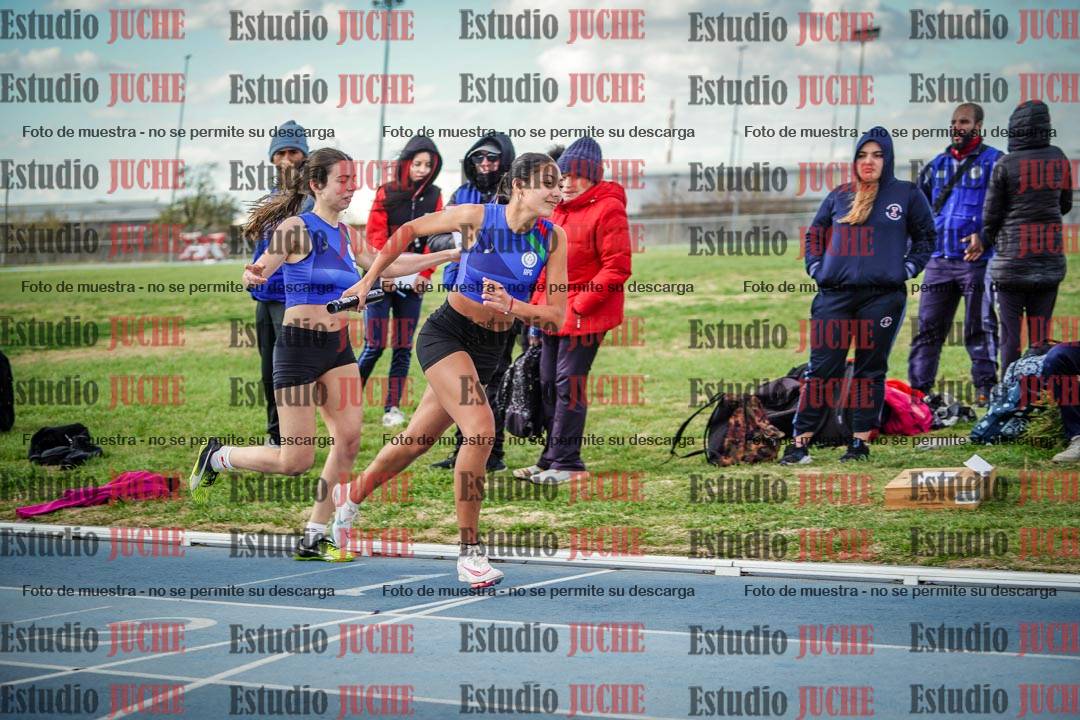 Fotos de las postas 4x400 m llanos de mujeres