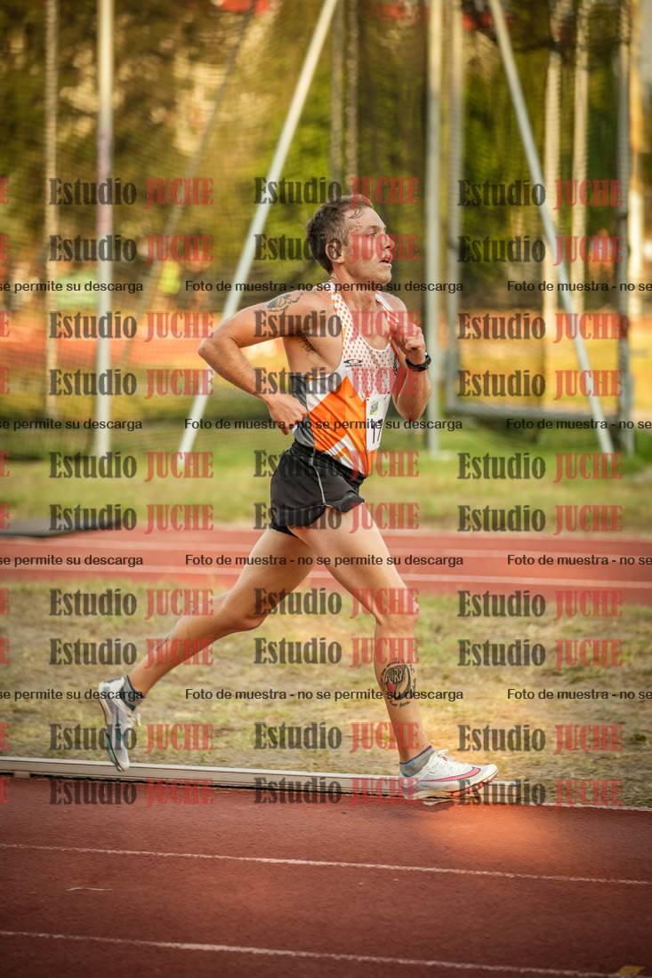 Fotos de los 5000 m llanos de mujeres y varones