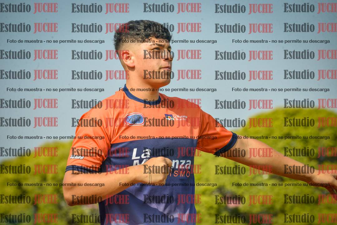 Fotos del lanzamiento de jabalina de varones