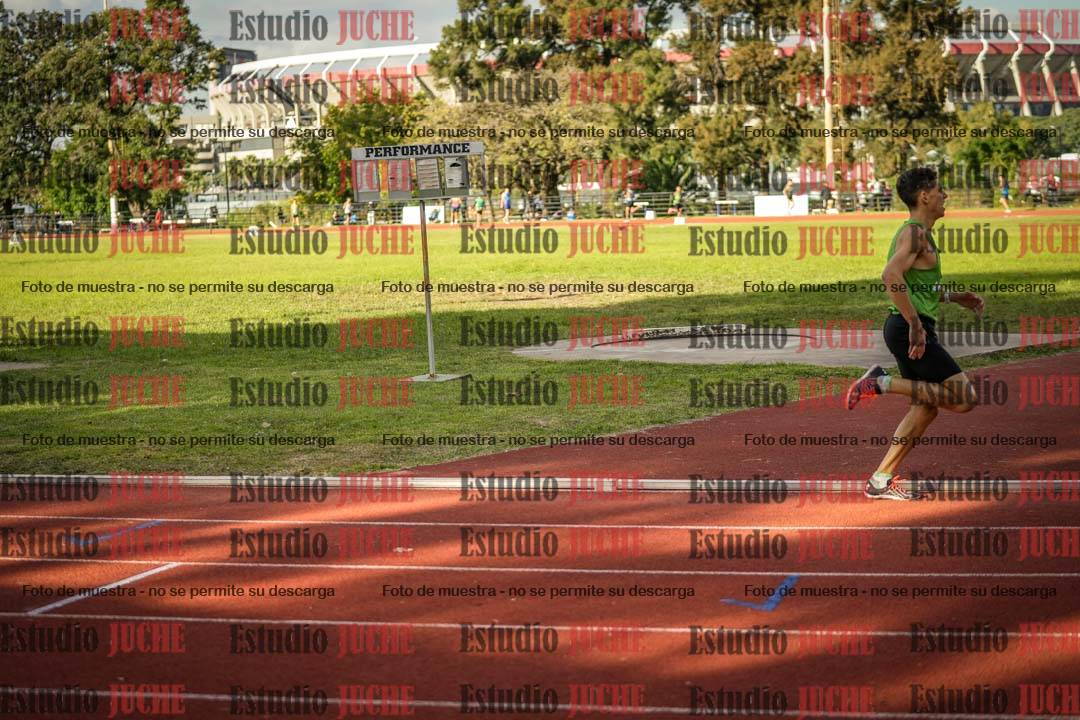 Fotos de los 1500 m llanos de varones
