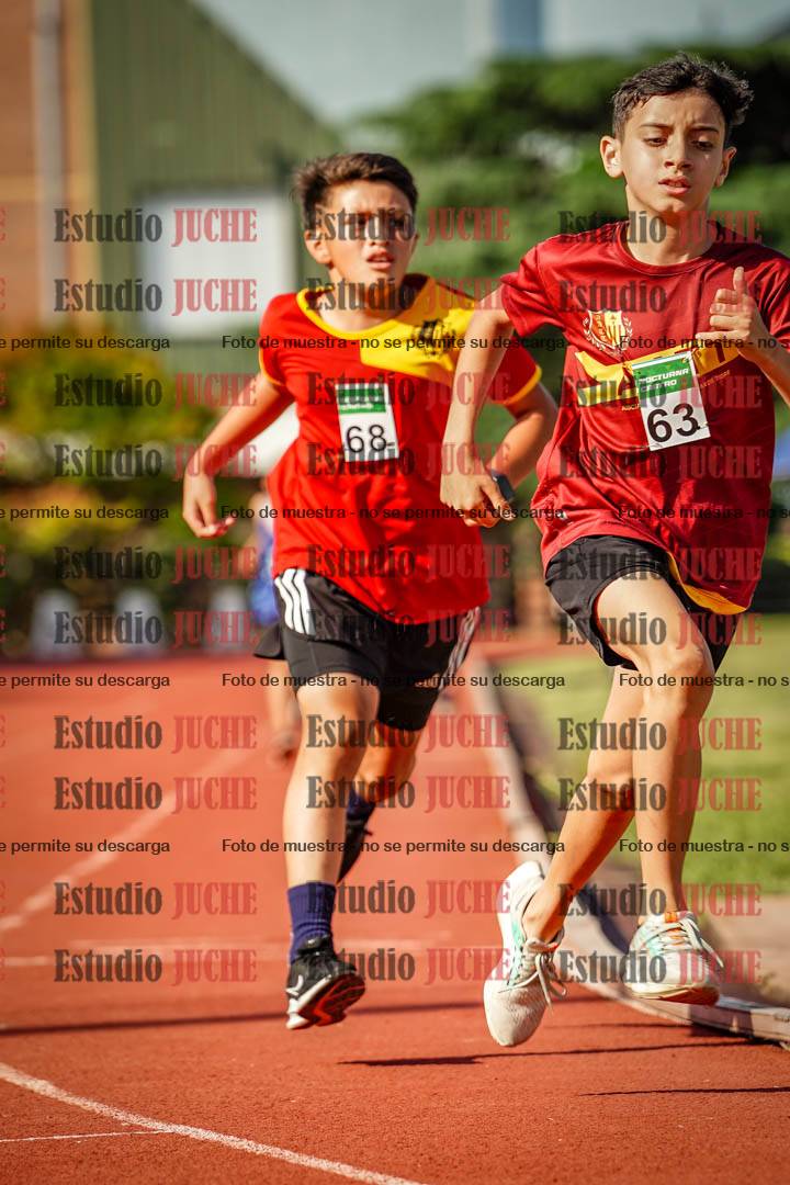 Fotos de los 1000 m llanos de varones