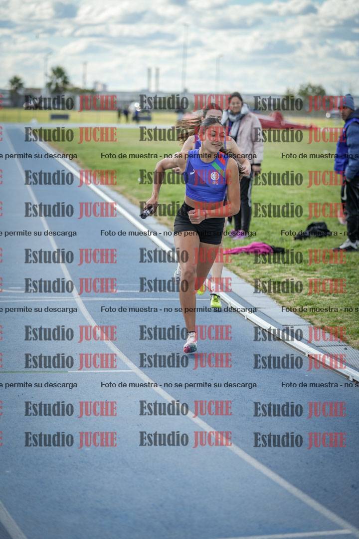 Fotos de las postas 4x400 m llanos de mujeres