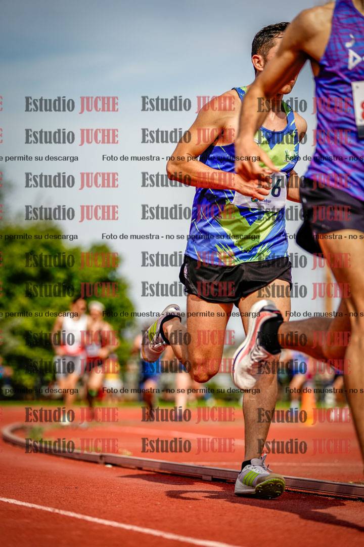 Fotos de los 3000 m llanos de varones