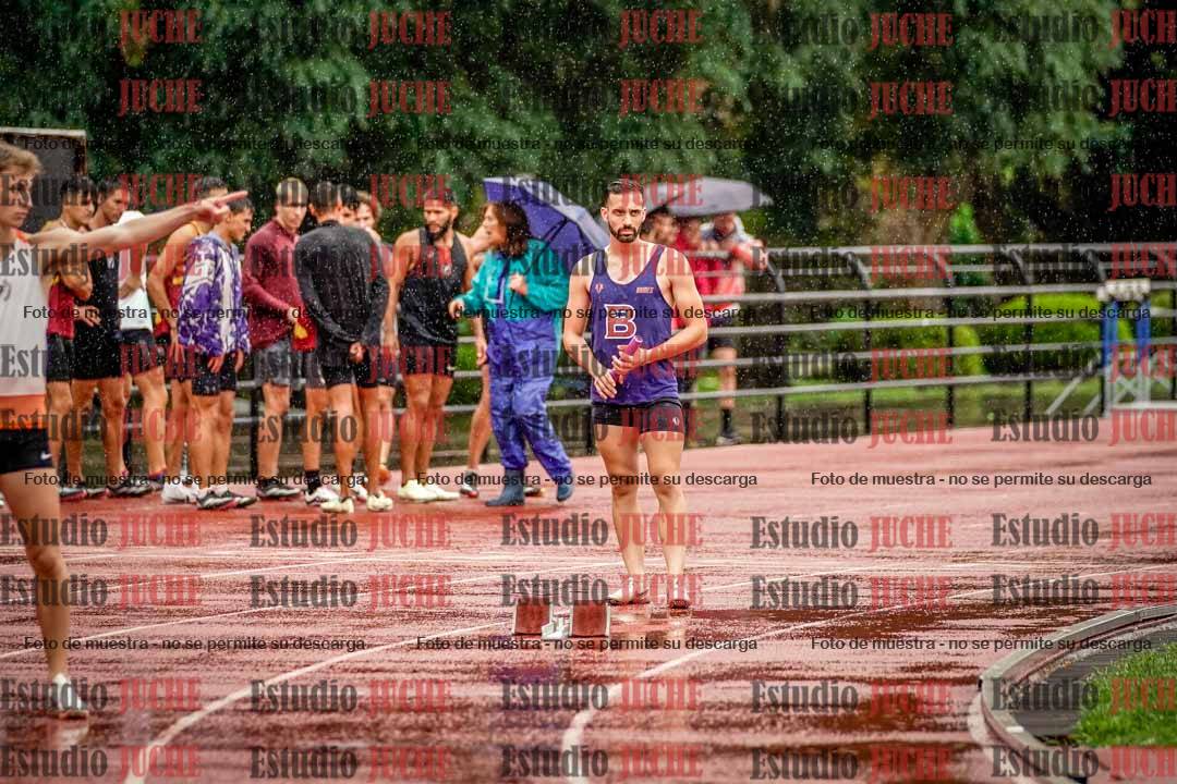 Fotos de las postas 4x400 m de varones