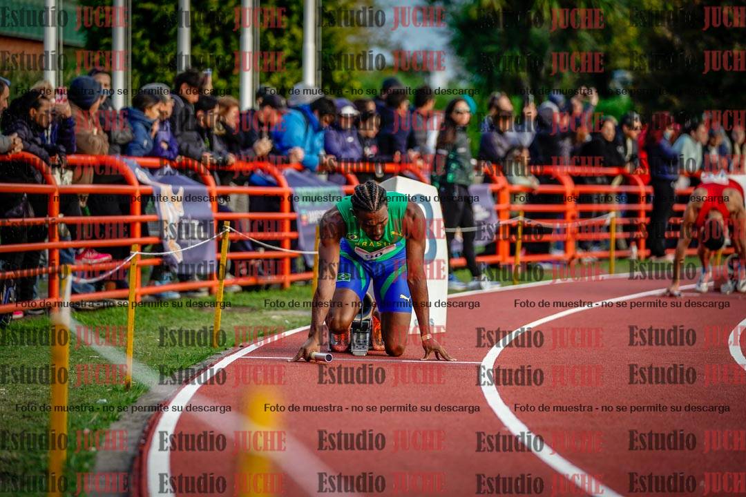 Fotos de los relevos 4x400 m de varones