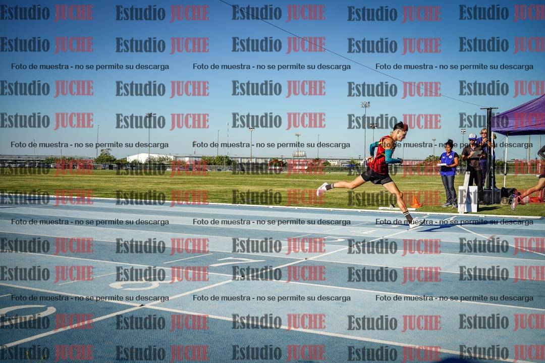 Fotos de los 400 m llanos de varones