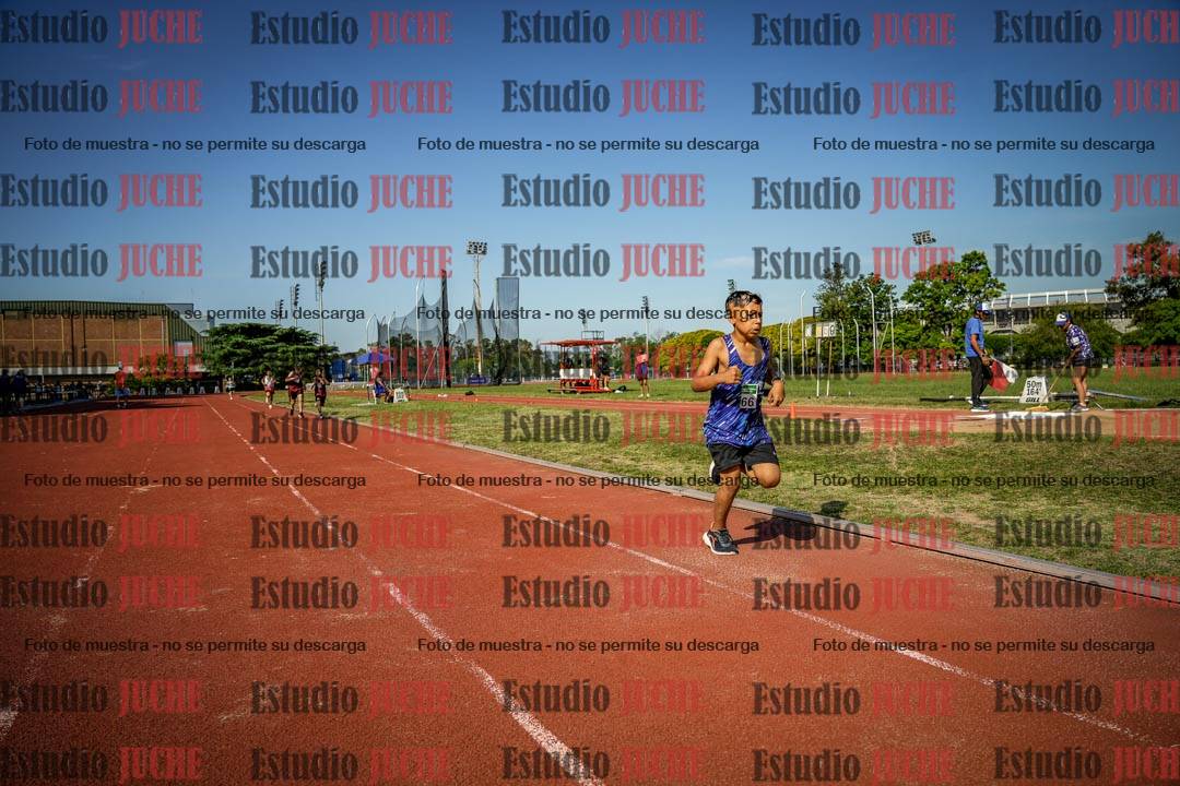 Fotos de los 1000 m llanos de varones