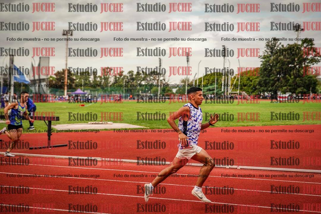 Fotos de los 800 m de varones