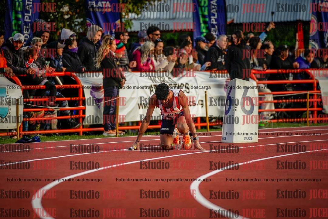 Fotos de los relevos 4x400 m de varones