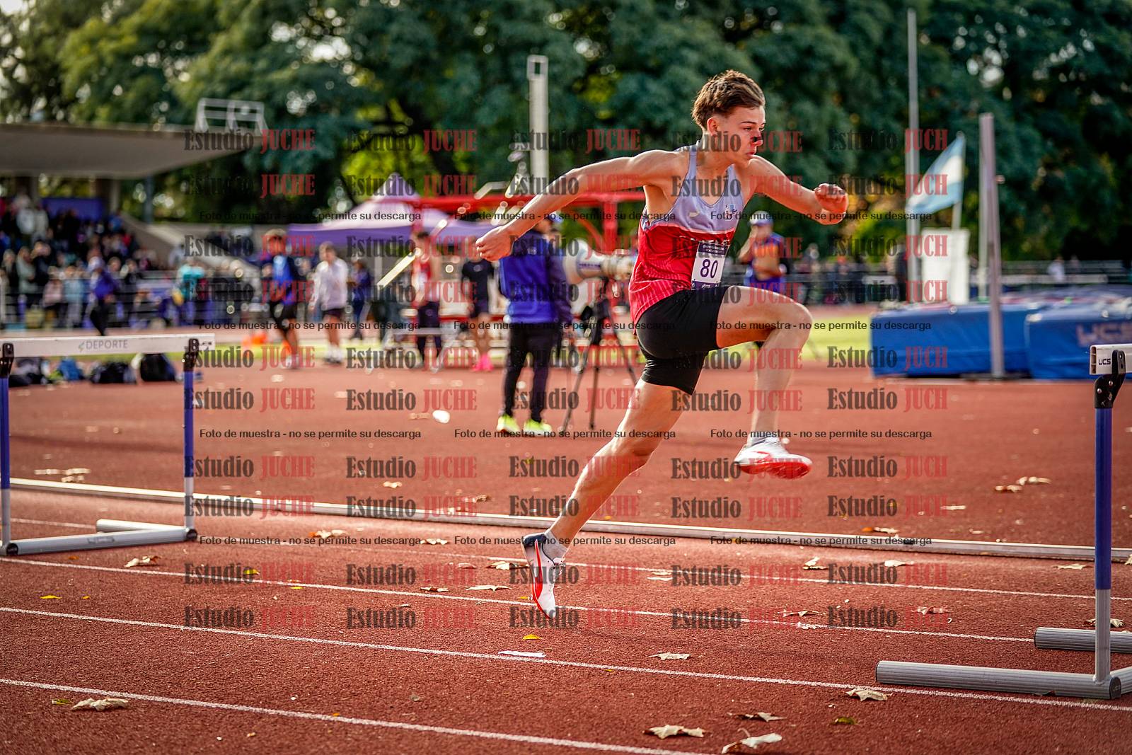 Fotos de los 400 m con vallas de varones
