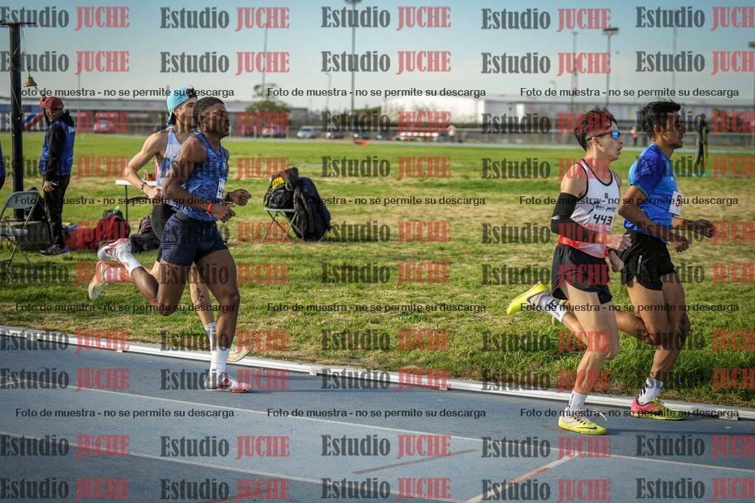 Fotos de los 1500 m llanos de varones