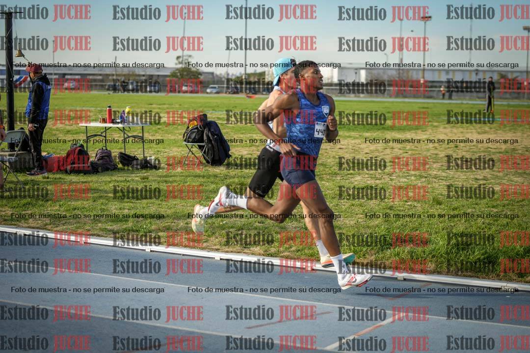 Fotos de los 1500 m llanos de varones