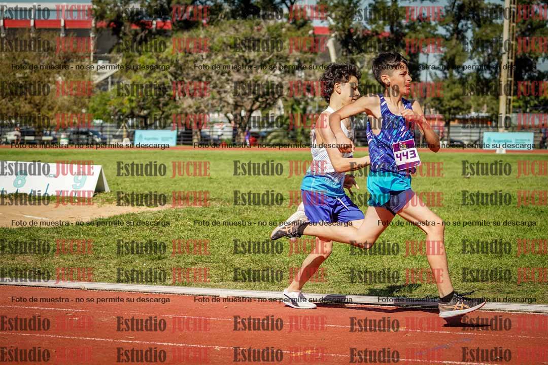 Fotos de los 600 m llanos de varones