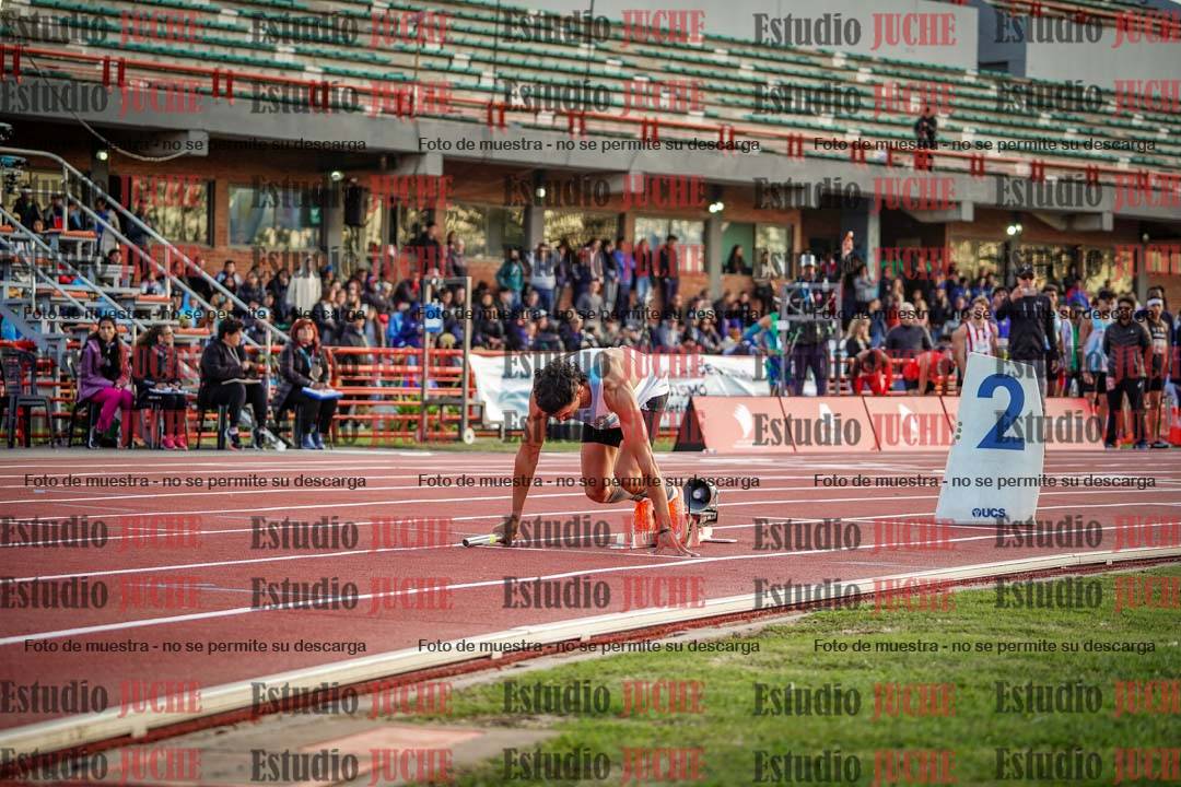 Fotos de los relevos 4x400 m de varones