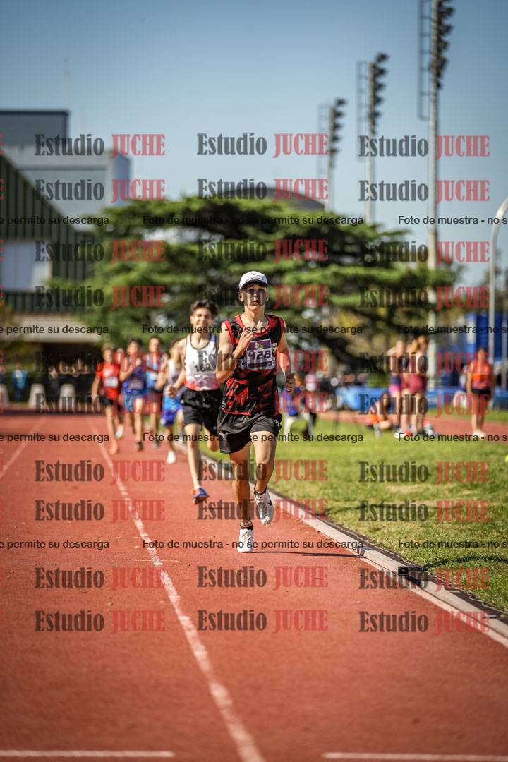 Fotos de los 600 m llanos de varones